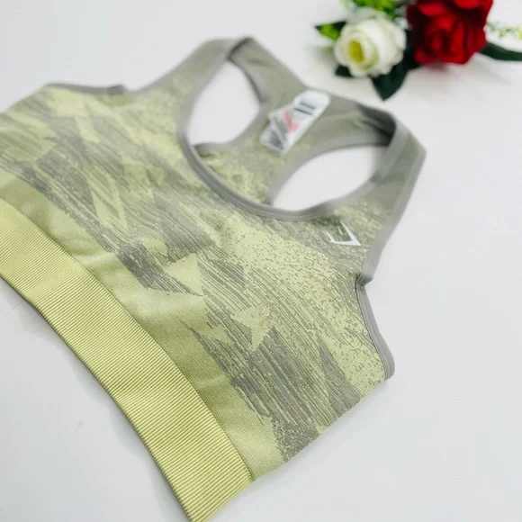 Gymshark Adapt Ombre Seamless Sports Bra - Picture 3 of 7